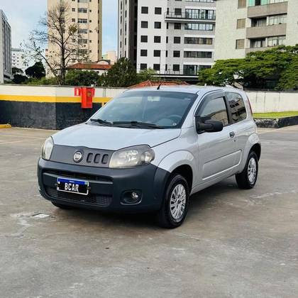 FIAT UNO 1.0 EVO VIVACE 8V FLEX 2P MANUAL FIAT UNO 1.0 EVO VIVACE 8V FLEX 2P MANUAL